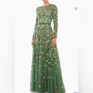 Mac Duggal 5533 Embellished Long Sleeve Gown, Size 4